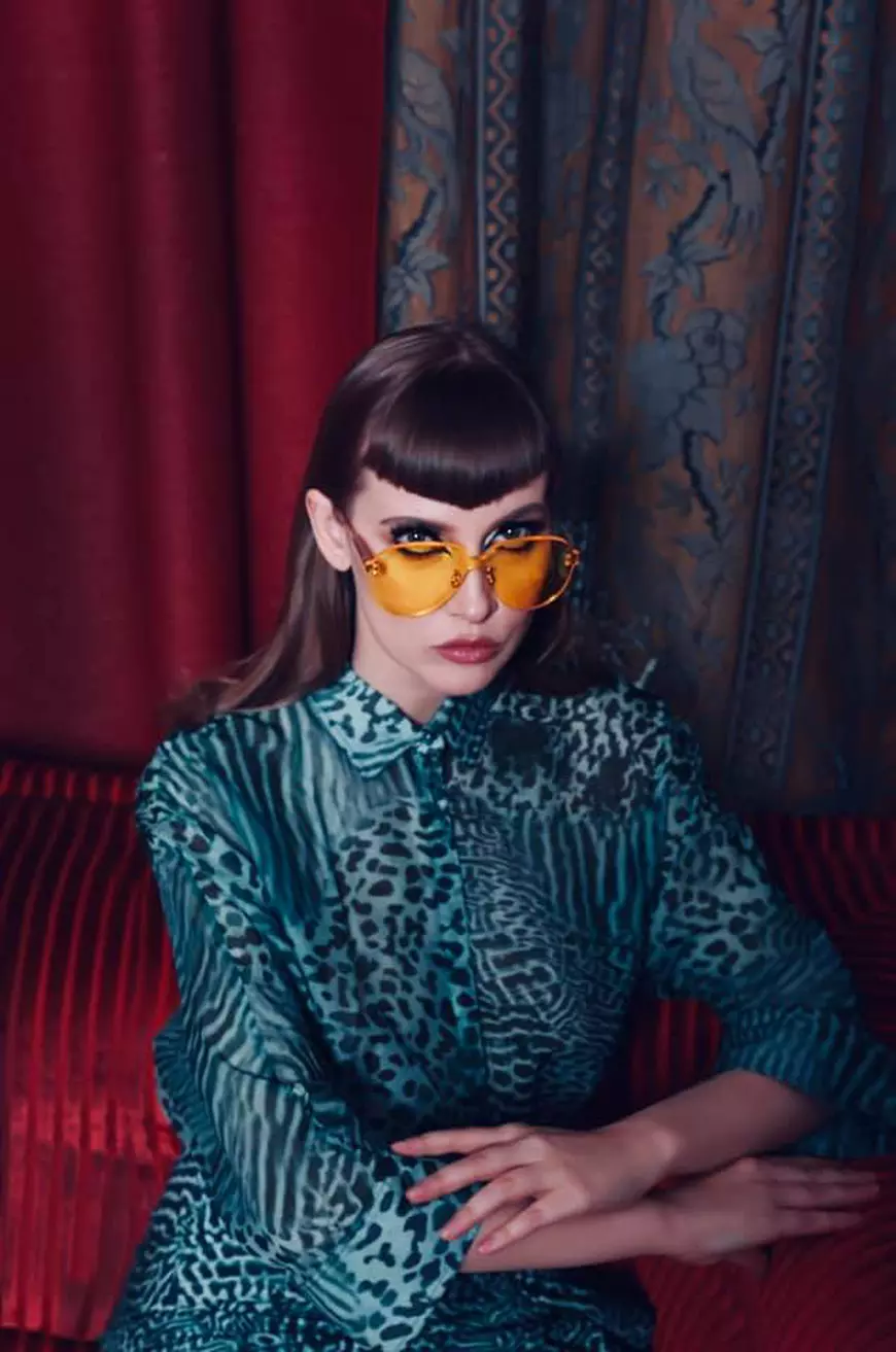 De ce nu se dezbracă Iulia Albu la plajă