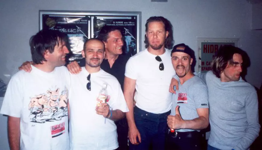 Vrei să te întâlnești și să faci poze cu BUG Mafia? Plătești 2.500 de lei! „Taxa de vedetă” pentru Metallica, la concertul de la București, este de patru ori mai mare