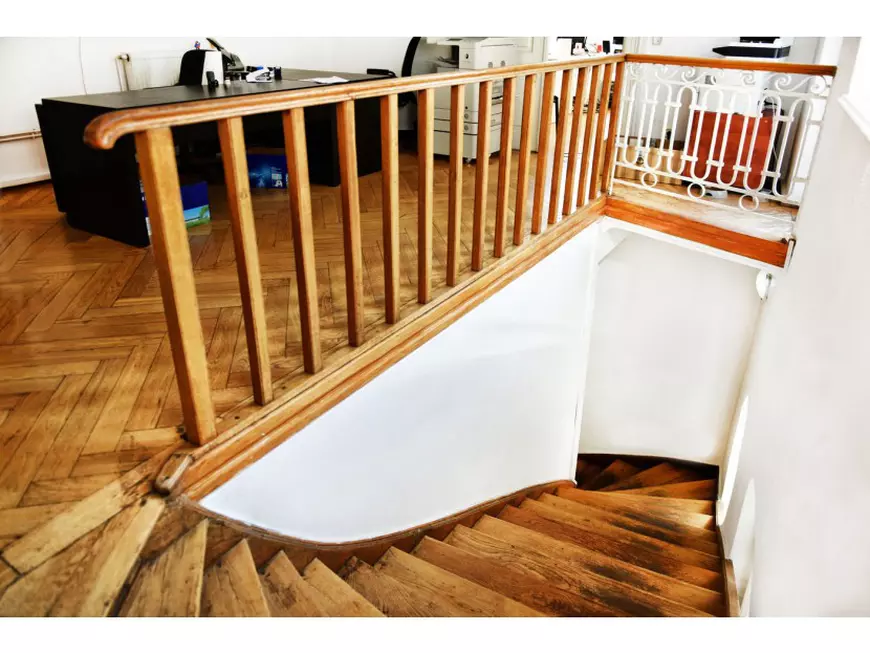 FOTO|Vila din zona Unirii a matematicianului Isac Moscuna a fost scoasă la licitație