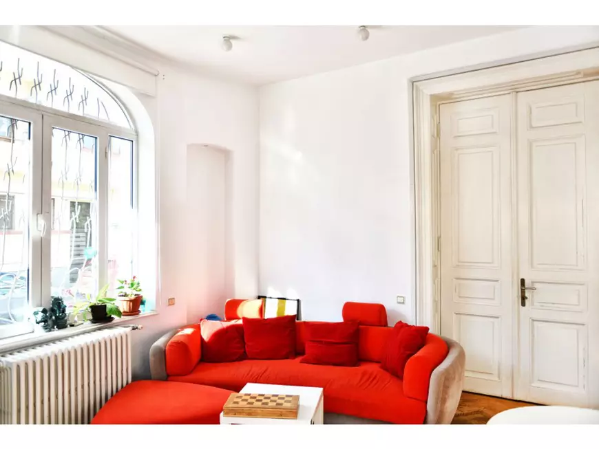 FOTO|Vila din zona Unirii a matematicianului Isac Moscuna a fost scoasă la licitație