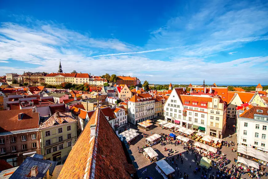 Am fost acasă la primul judecător-robot al lumii! În Estonia, cele mai simple procese civile sunt tranșate de inteligența artificială. „Doar 10% din cazuri sunt contestate de om” | CORESPONDENȚĂ DIN TALLINN (1)