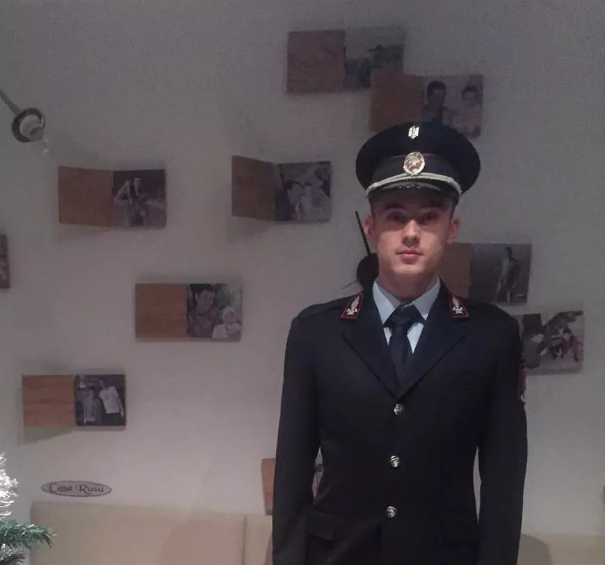 Fiul pompierului care a murit salvând doi muncitori va fi, în două luni, subofiţer ISU. Andrei Boitan și-a respectat  promisiunea făcută la 13 ani!