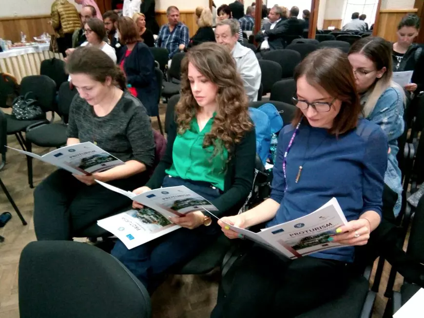 (Publicitate) Sprijin din fonduri europene pentru antreprenorii români din industria turismului și industria ospitalității