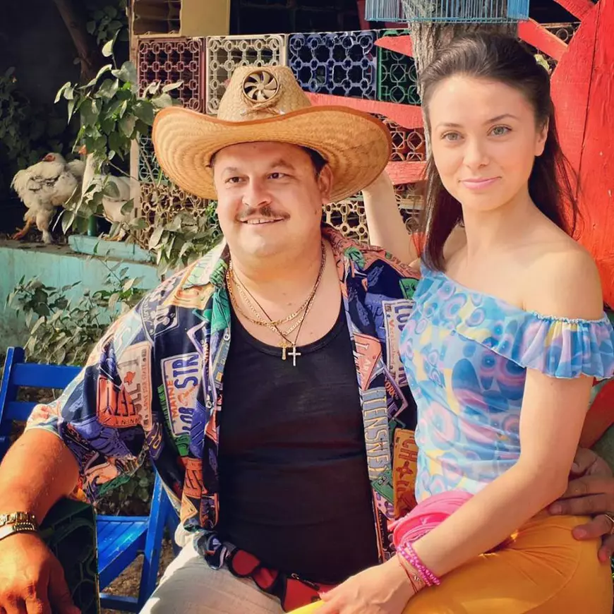 VIDEO/ Actrița Anca Dumitra trăiește de 10 ani în pielea Gianinei din Las Fierbinți. «Serialul se difuzează de 7 ani, ceilalți au fost de aclimatizare!»