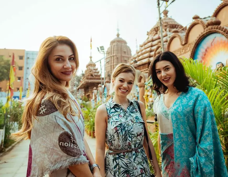 Andreea Runceanu de la Amadeus pleacă prin țară cu cortul. “Mergem cu un grup mare, cu mulți copii”