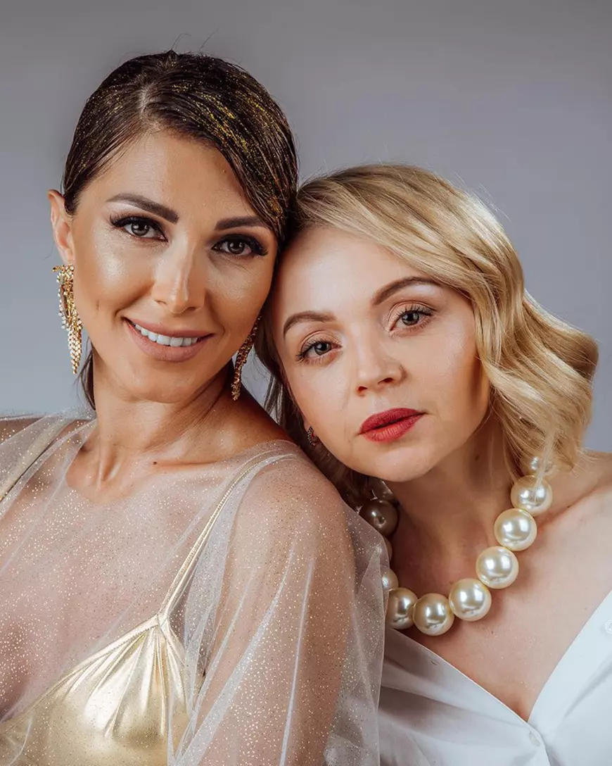 VIDEO/ După Lora, și Ilinca Vandici intră în afaceri cu cosmetice. Se laudă cu produse organice, netestate pe animale