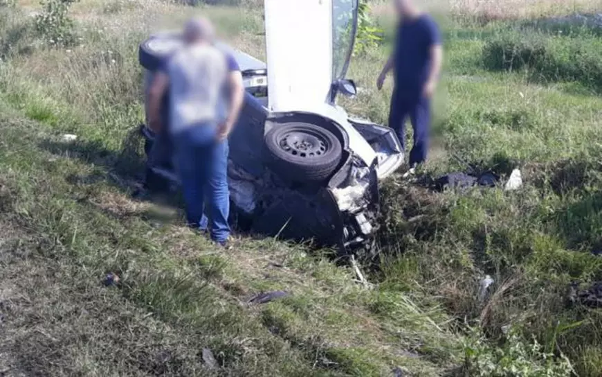 Patru oameni, morți într-un accident înfiorător în Dâmbovița. Nenorocirea a avut loc cauza unui șofer căruia i s-a făcut rău la volan