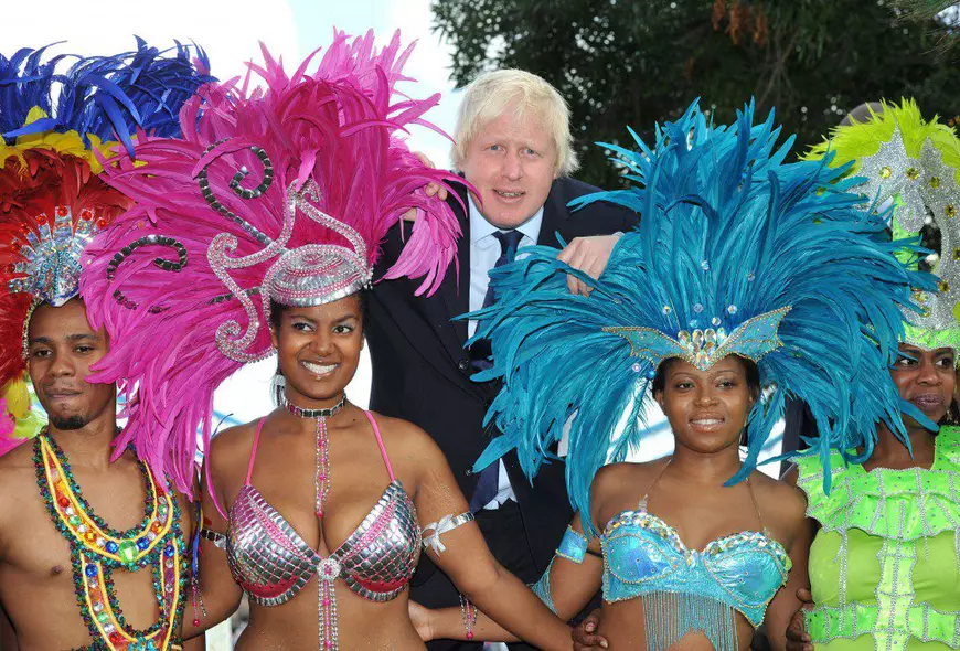 Boris Johnson, premierul care culege furtuna. „Clovnul” politicii britanice ajunge la cârma Brexitului