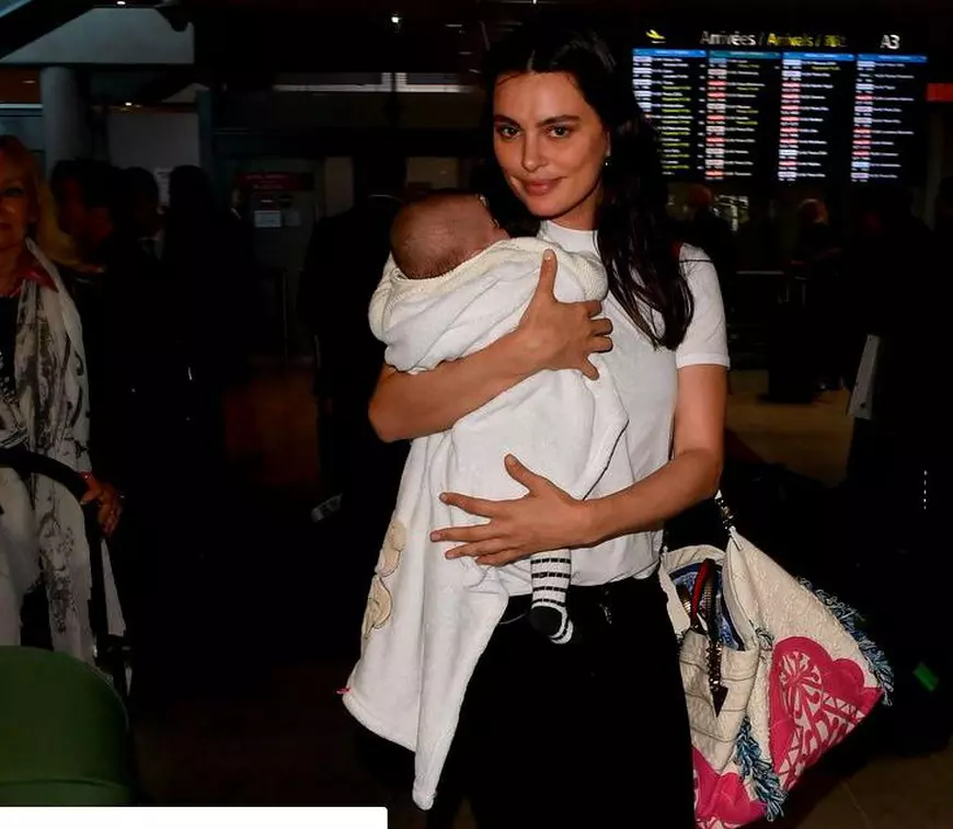 Catrinel Menghia, dezvăluiri din viața de familie. "Sunt o mamă protectoare"