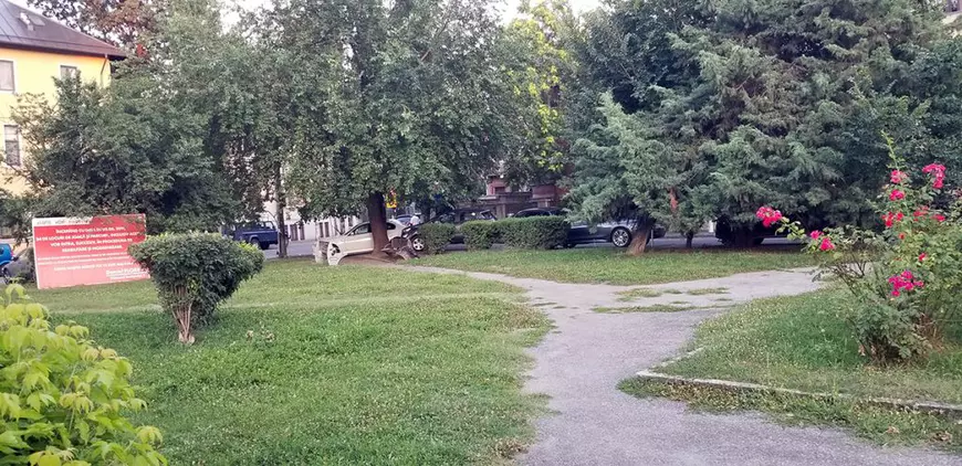 Locuri de joacă la 1,5 milioane de euro bucata! Daniel Florea, primarul PSD al Sectorului 5, cheltuie 54 de milioane de euro ca să amenajeze 34 de părculețe