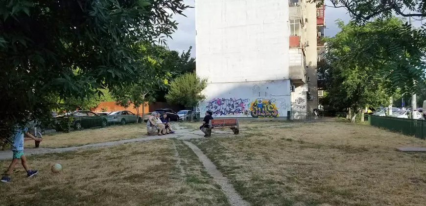 Locuri de joacă la 1,5 milioane de euro bucata! Daniel Florea, primarul PSD al Sectorului 5, cheltuie 54 de milioane de euro ca să amenajeze 34 de părculețe