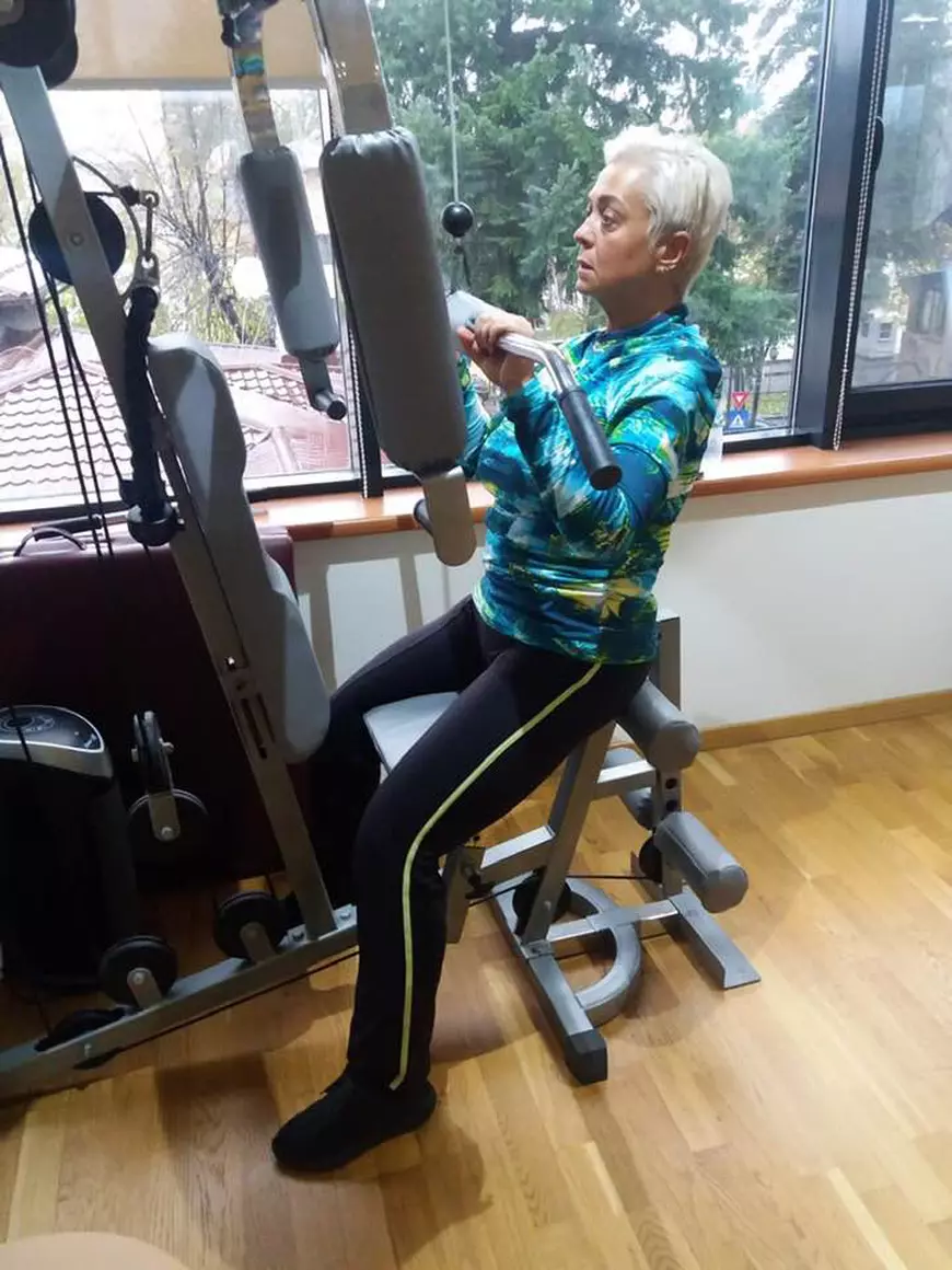 Monica Anghel, despre transformările prin care a trecut. "Până și fostul meu soț m-a întrebat dacă mi-am tăiat stomacul"