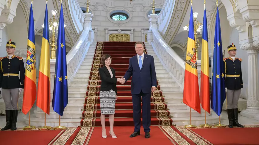 FOTO | Preşedintele Klaus Iohannis, după primirea Maiei Sandu, la Palatul Cotroceni: "România va susține deblocarea asistenței financiare europene pentru Republica Moldova"