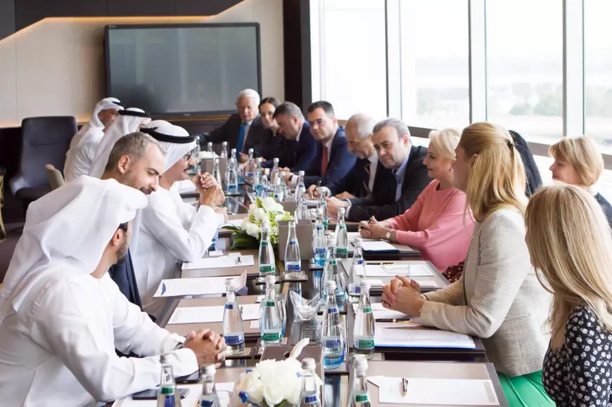 Cine este Ramona Mănescu, propusă la MAE, în locul lui Meleşcanu. Liberală din 1990, a plecat la partidul lui Tăriceanu împreună cu soţul