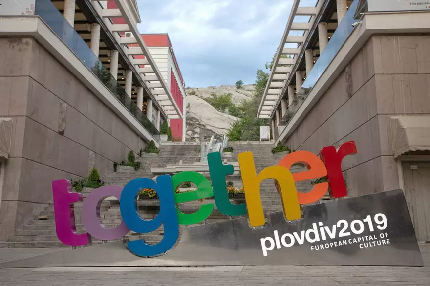VIDEO&FOTO / „Bijuteria” bulgarilor urcată pe 7 coline! Cum arată Plovdiv, capitala culturală europeană a anului 2019