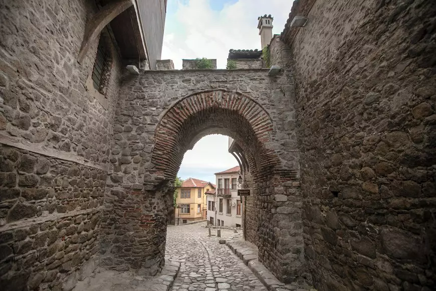 VIDEO&FOTO / „Bijuteria” bulgarilor urcată pe 7 coline! Cum arată Plovdiv, capitala culturală europeană a anului 2019