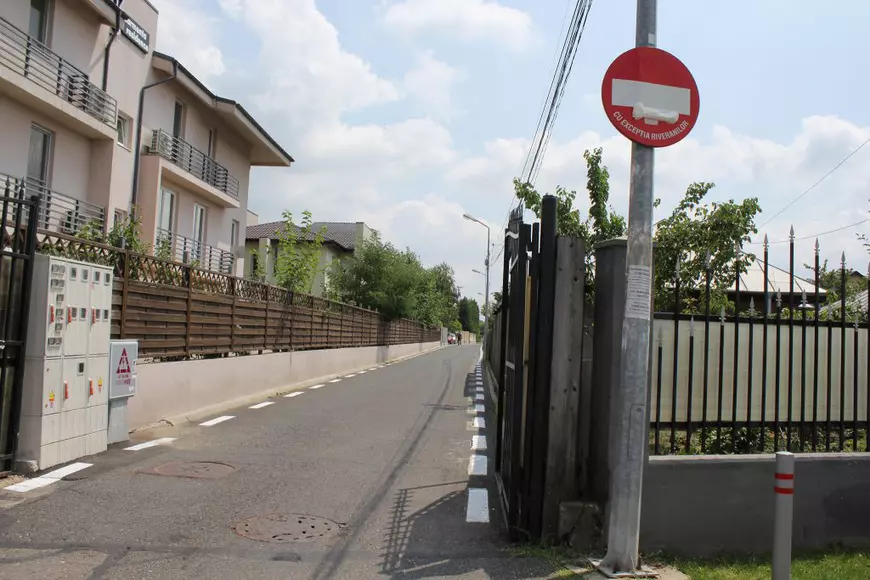 Primarul din Otopeni, acuzat că a închis circulația pe strada pe care locuiește