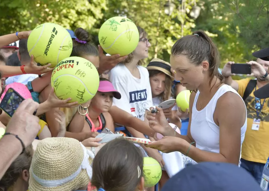 Patricia Țig, mesaj adorabil pentru fiica sa după finala pierdută la BRD Bucharest Open: ”Mami te iubește! ”