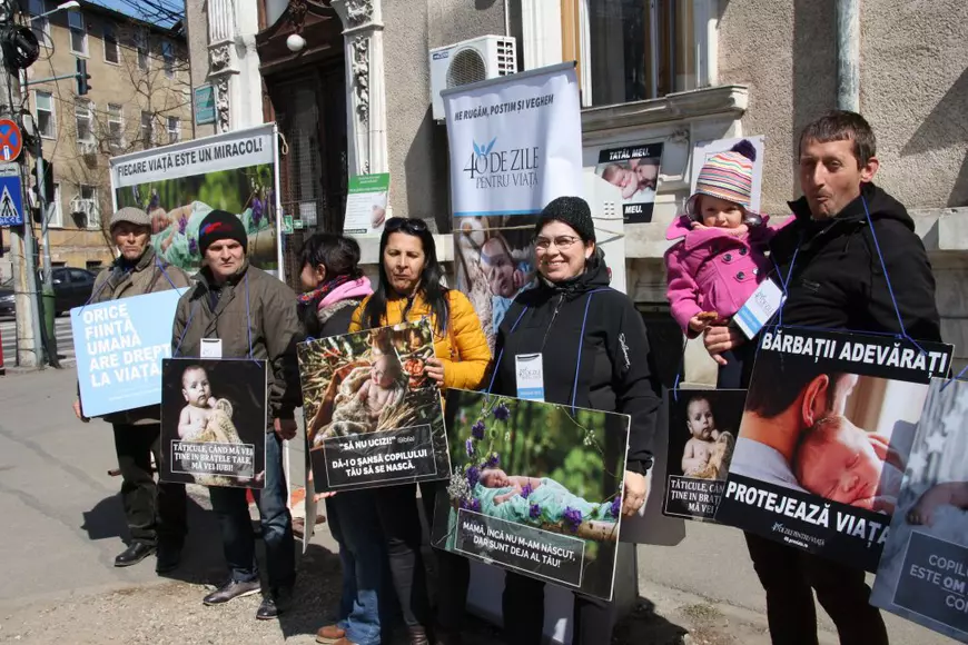 Obiecția de conștiință. Doctorii români în lupta mișcării mondiale anti-avort