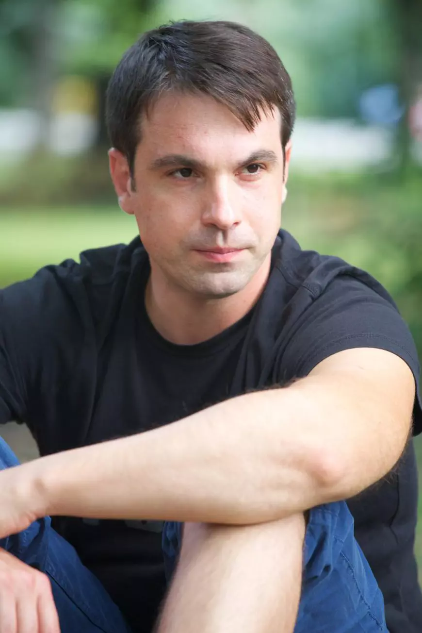De când sunt împreună Alexandru Papadopol și Adriana Titieni? Actorii s-au îndrăgostit unul de celălalt în urmă cu un an!