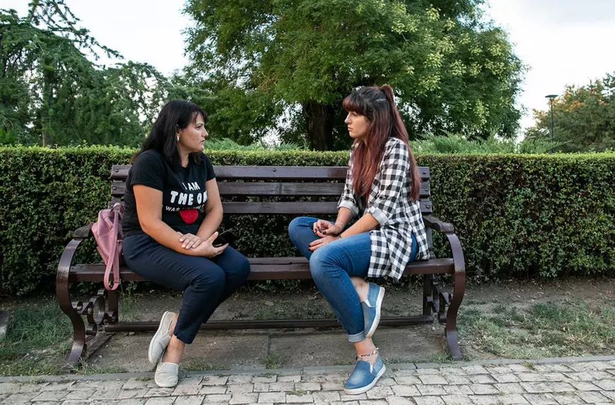 Un bărbat internat la Săpoca a fost găsit spânzurat în curtea spitalului, anul trecut. Familia acuză spitalul: „Ore în șir nu au văzut că lipsea, nu l-a căutat nimeni”