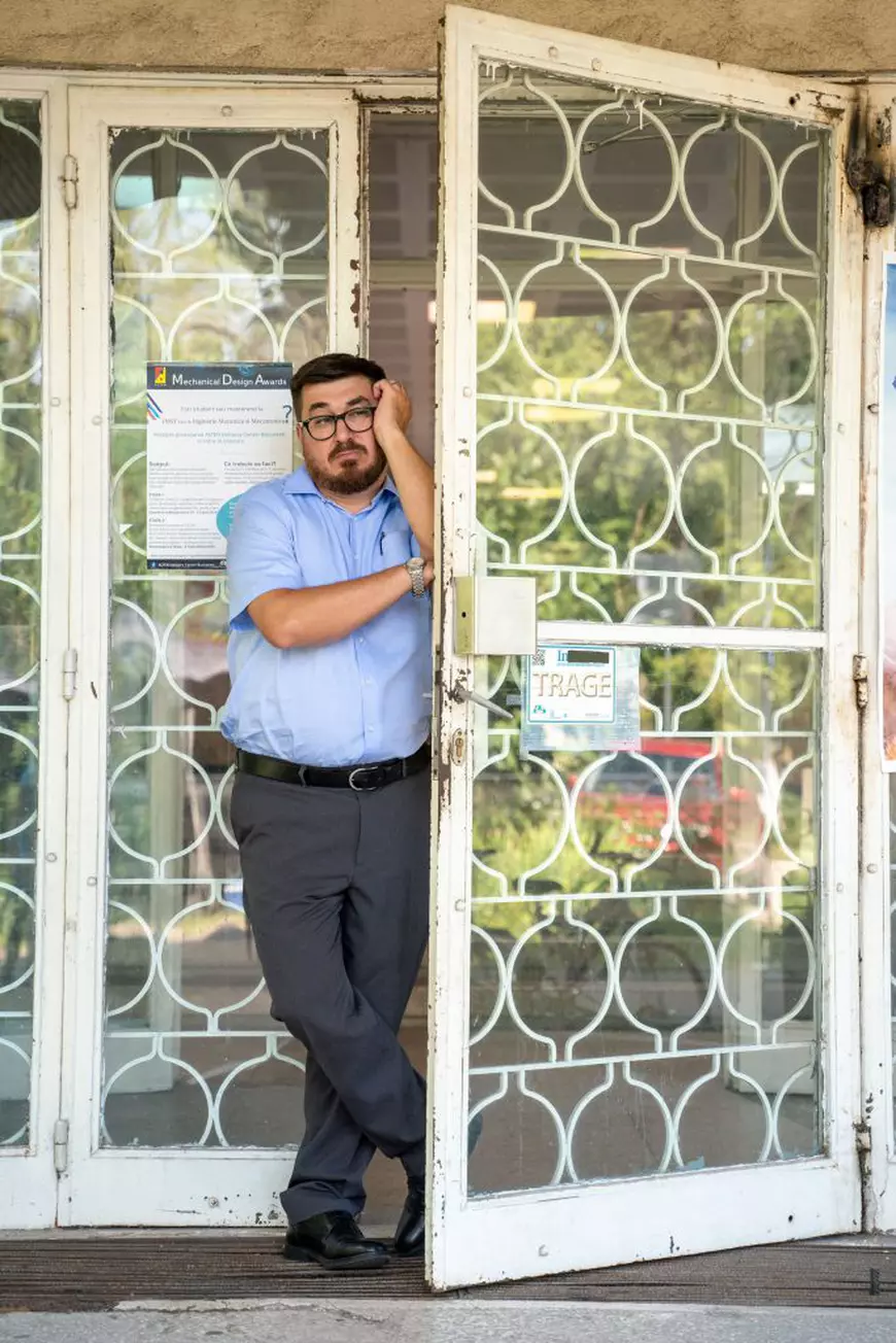 Actorul Doru Cătănescu avea în copilărie alte planuri pentru cariera lui: «Voiam să mă fac gunoier»