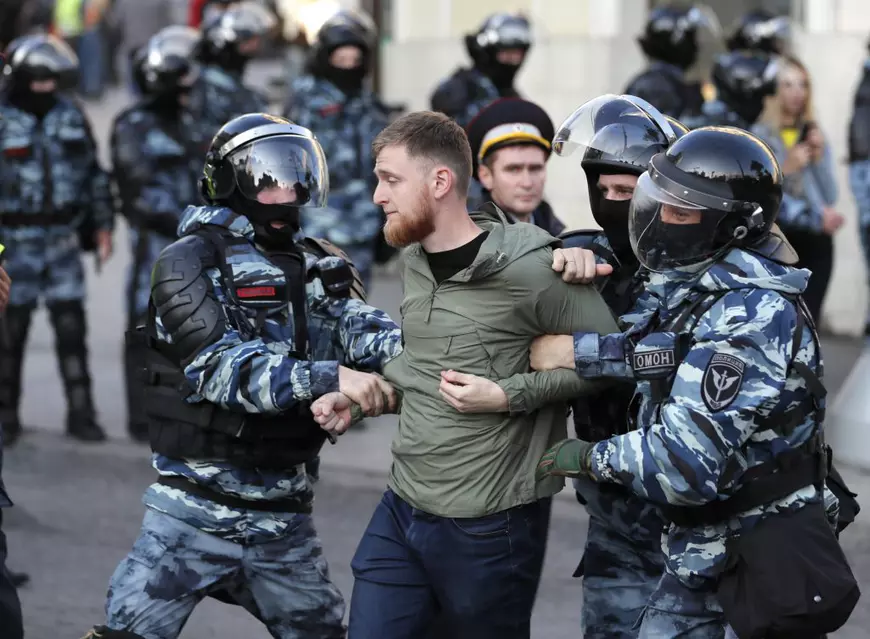 Protest pentru alegeri corecte în Rusia. Sute de persoane au fost arestate