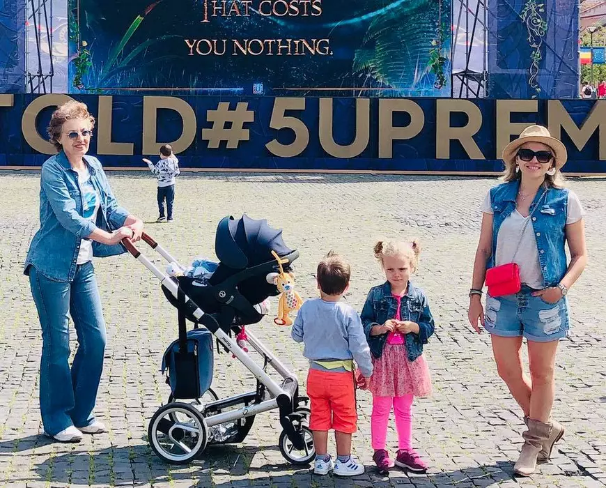 Mirela Vaida și-a lăsat copiii cu socrii și a fugit la Untold. "M-am simțit ca la 16 ani!"