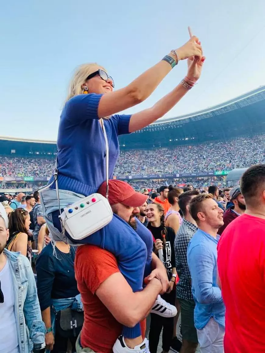 Mirela Vaida și-a lăsat copiii cu socrii și a fugit la Untold. "M-am simțit ca la 16 ani!"