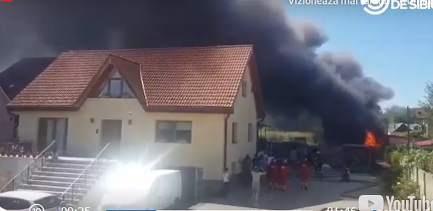 Incendiu la un depozit de hârtie din comuna Şelimbăr, județul Sibiu