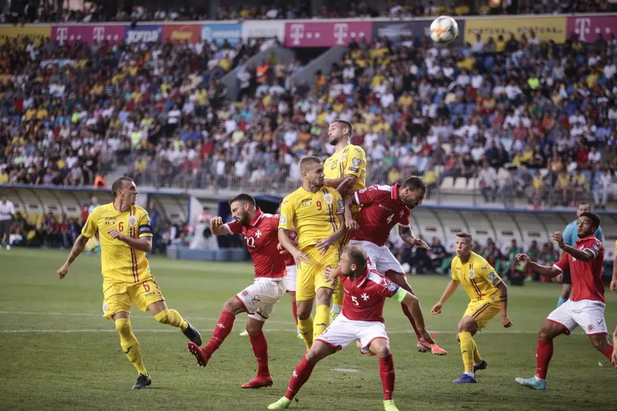 România - Malta 1-0, în preliminariile Euro 2020. Contra, gurița mică! Joc jenant, golul lui Pușcaș ne ține în viață