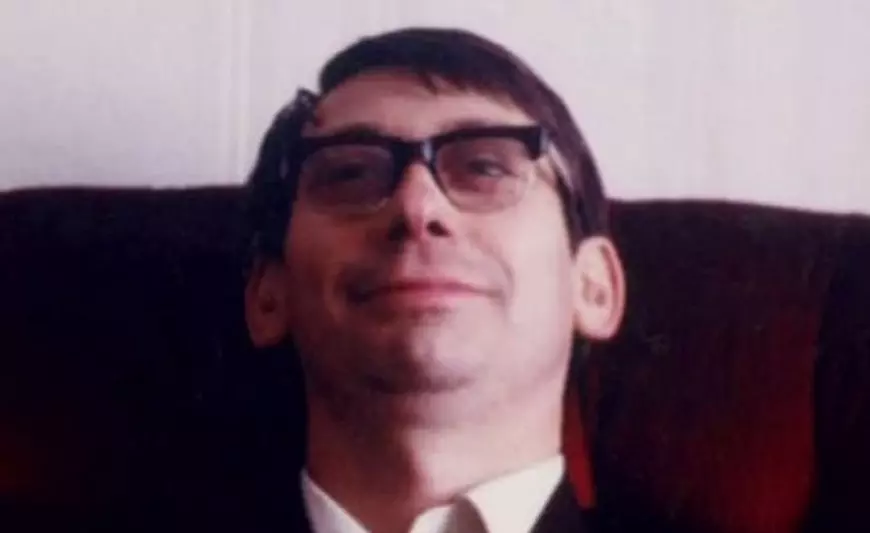 Un tată și-a abuzat sexual fiica atât de agresiv, încât ea a dezvoltat  2.500 de personalități diferite