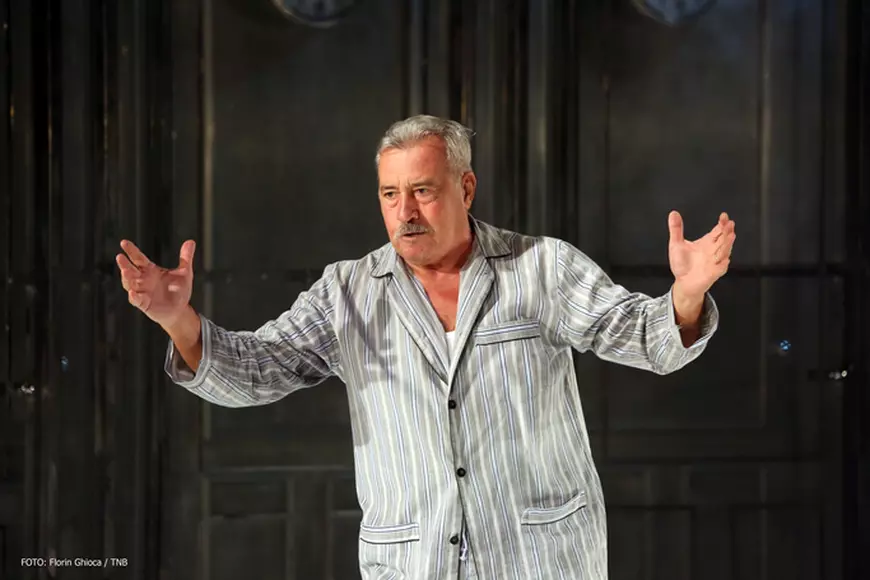 Actorul Costel Constantin a sărbătorit pe scenă 50 de ani de activitate la TNB!