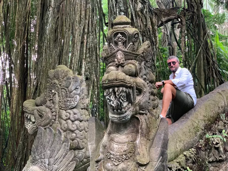 Cătălin Botezatu, vacanță eco în mijlocul naturii. „Nu există plastic în tot resortul. Totul e reciclabil”