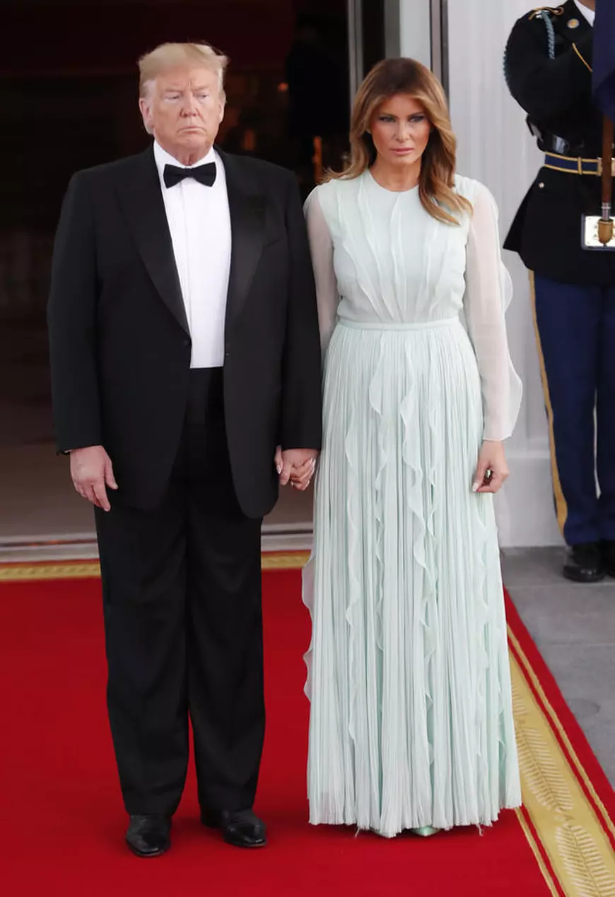 Al doilea dineu oficial dat de președintele SUA la Casa Albă. Melania Trump, apariție spectaculoasă într-o rochie de 6.000 de dolari