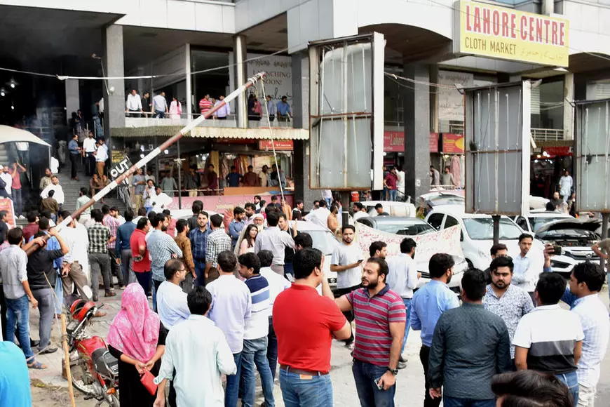 Un cutremur cu magnitudinea de 5,8 a lovit Pakistanul. Bilanț: 8 morţi, 100 de răniţi, zeci de clădiri distruse