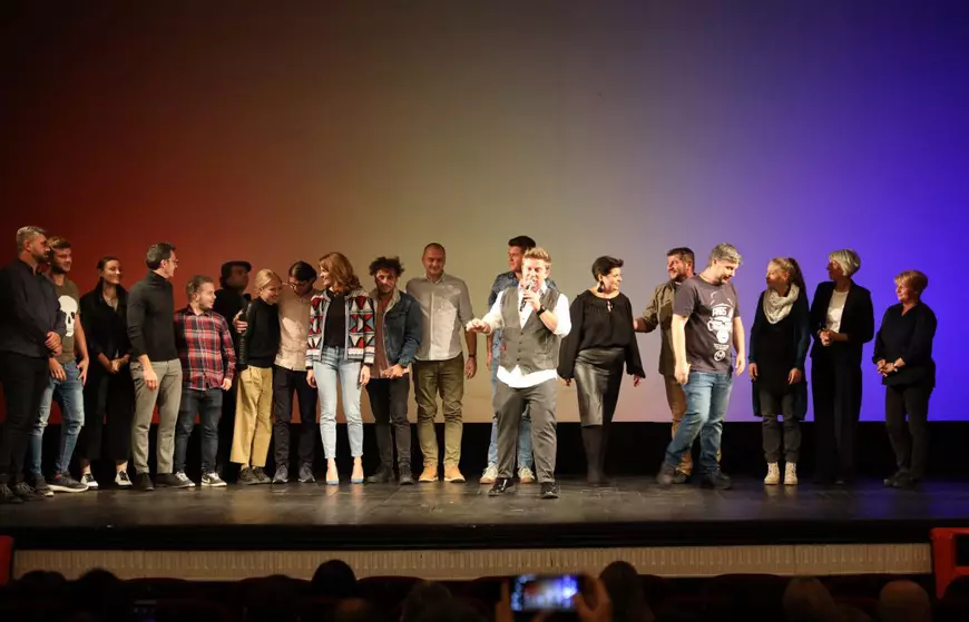 Pavel Bartoș și-a lansat scurtmetrajul la București: „Dacă nu o să râdeți în timpul filmului, o să îl rog pe Horia Brenciu să se certe cu Tudor Chirilă!”