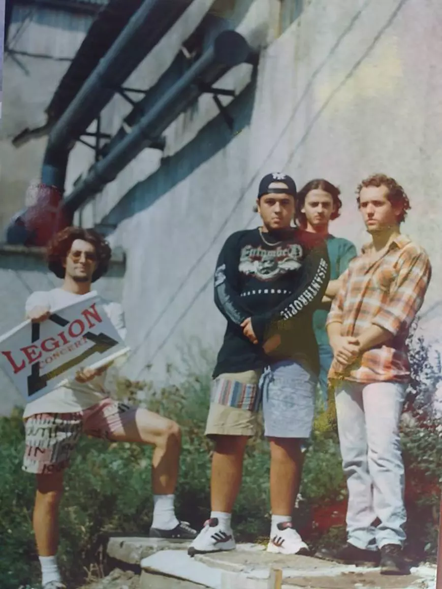 Se destramă trupa Legion! Solistul Rudolf Stauder s-a făcut politician, iar alți membri ai trupei au emigrat în SUA și în Germania