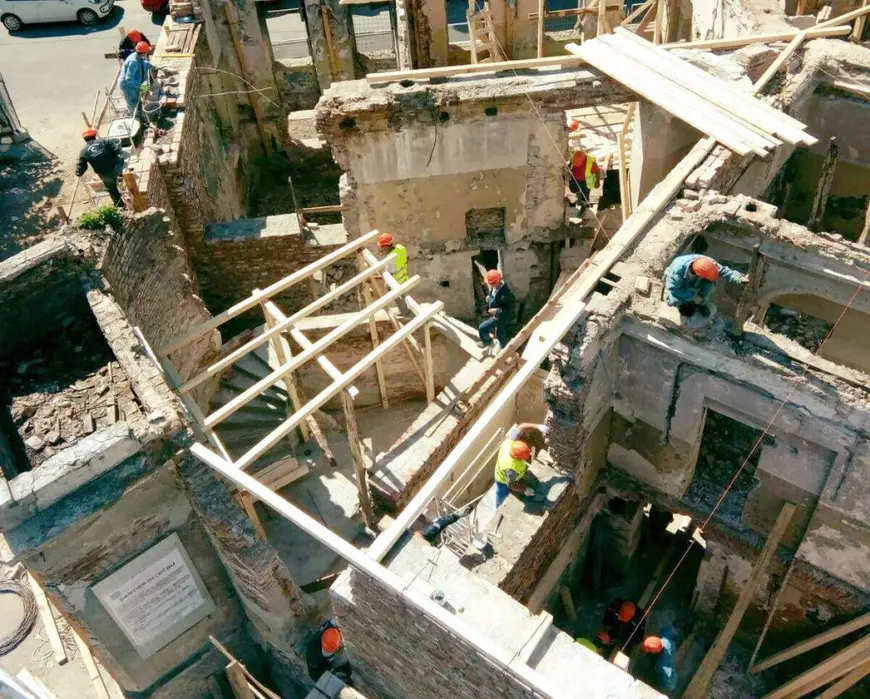 Cum a cheltuit Primăria Capitalei 3,1 milioane de lei din bani publici: clipurile destinate informării populației, publicitate pentru Gabriela Firea