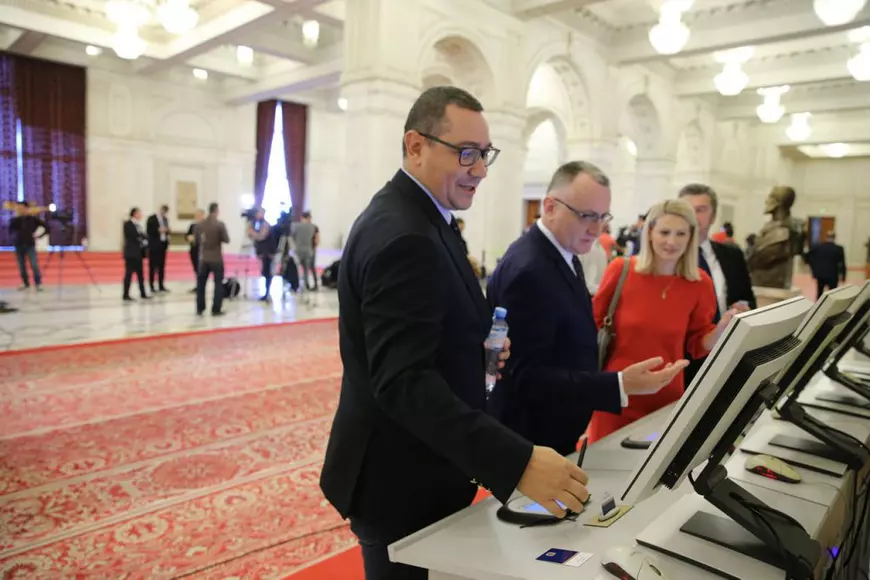 Ultimele calcule înainte de votul moțiunii. Soarta Guvernului Dăncilă, decisă la câteva voturi