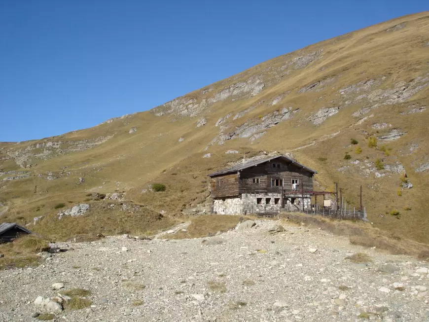 Violonistul Alexandru Tomescu a cumpărat cabana Caraiman pentru a o restaura și a o reintroduce în circuitul turistic