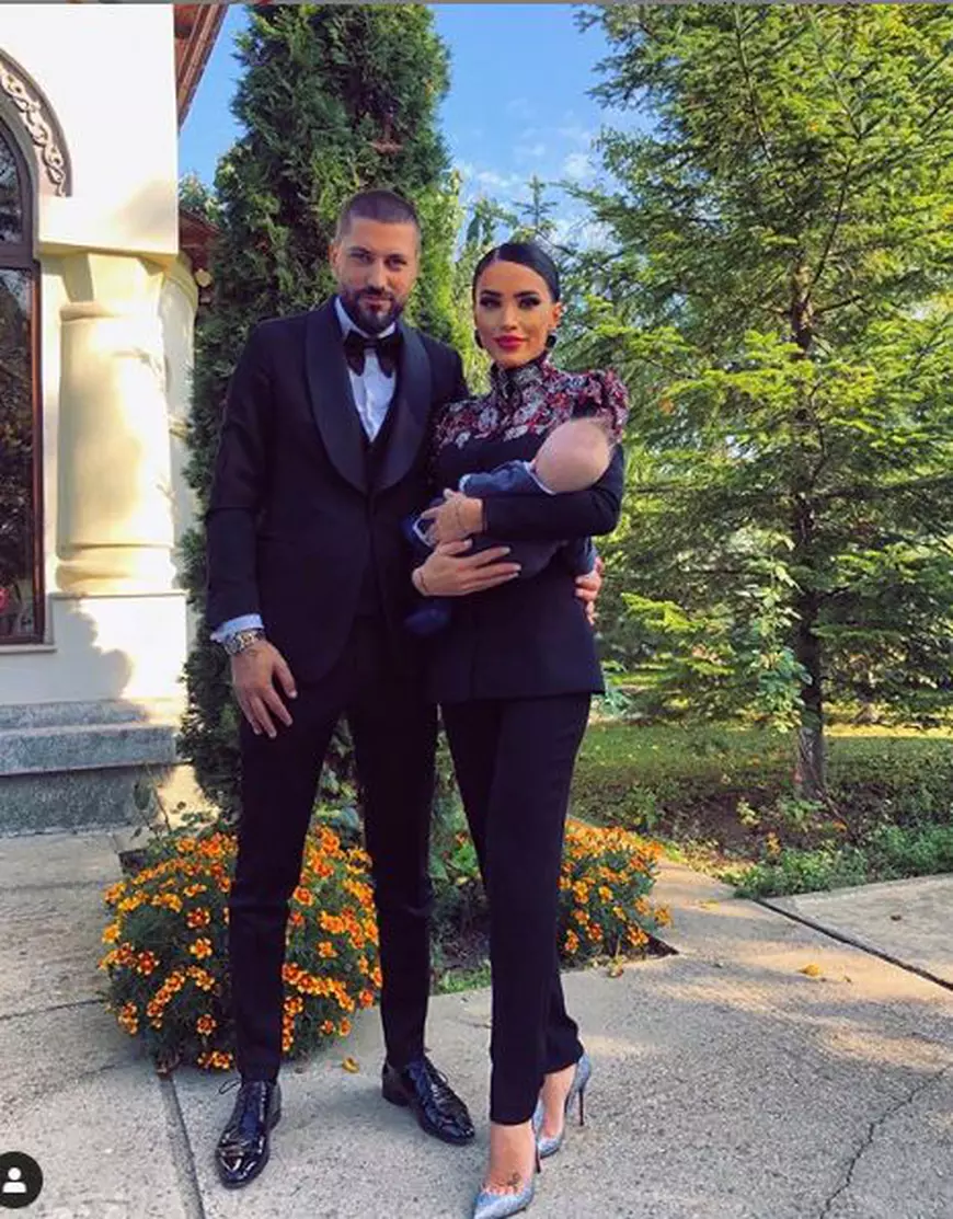 Adelina Pestrițu a botezat un băiețel. La biserică a ales un look masculin, dar la petrecere a fost mai sexy ca niciodată!