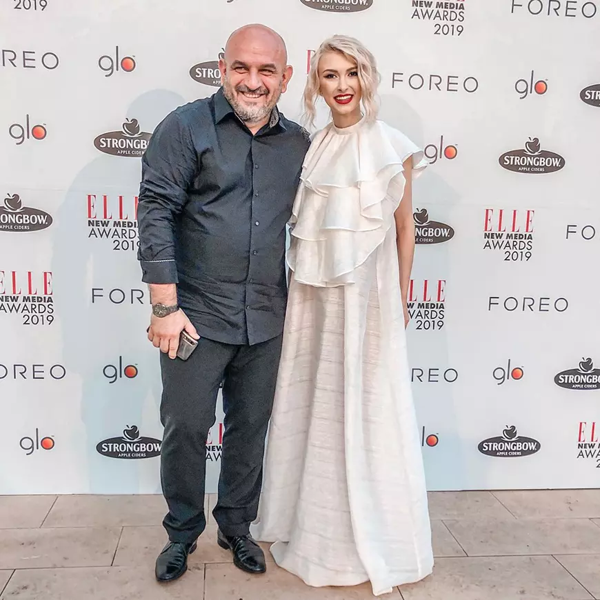 Au ajuns-o criticile! Andreea Bălan și-a angajat stilist și investește masiv în haine, ca să n-o mai certe lumea