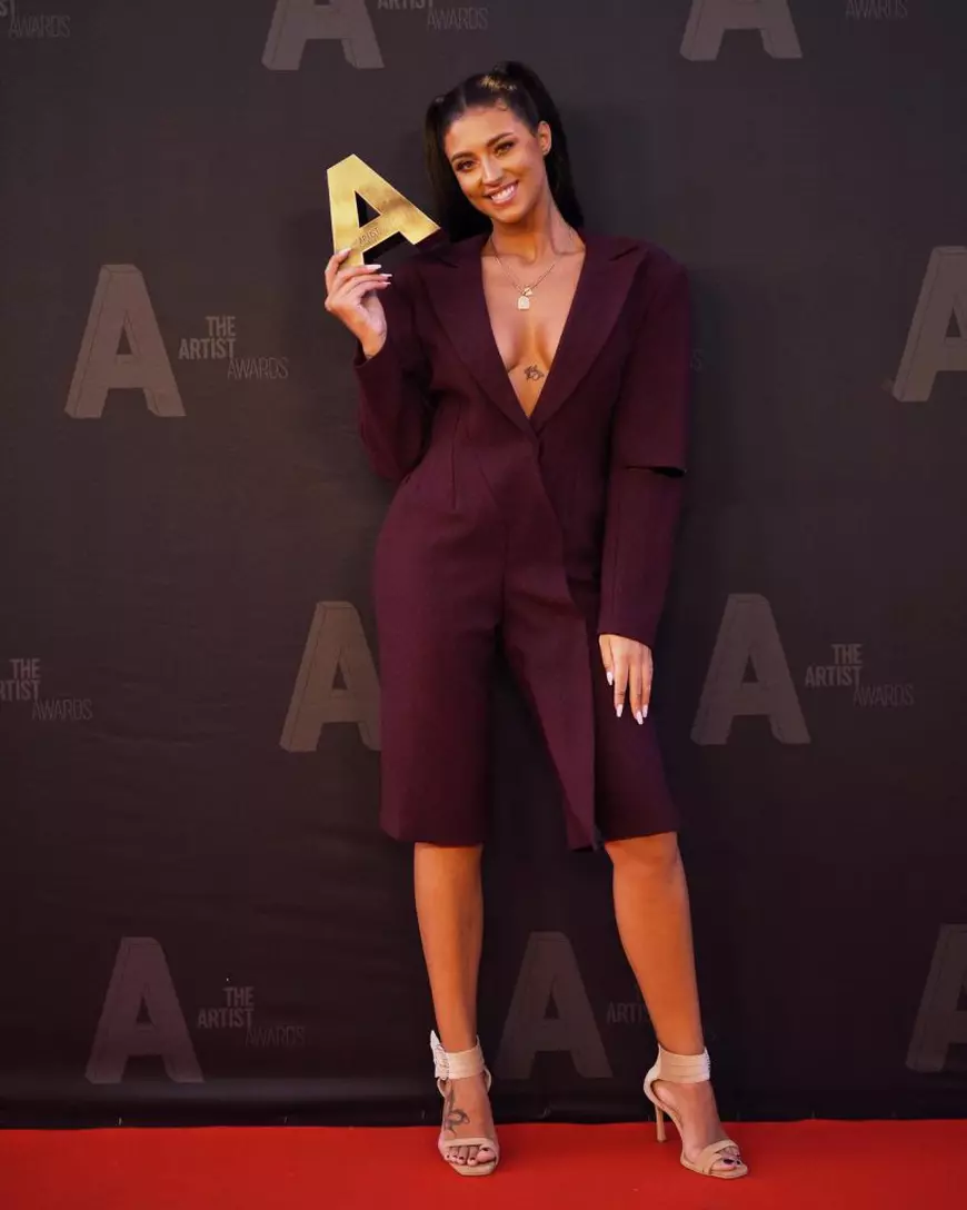 Vedetele urcă din nou pe scenă! Cel mai mare concert drive-in are loc la Romexpo pe 19,20 și 21 iunie