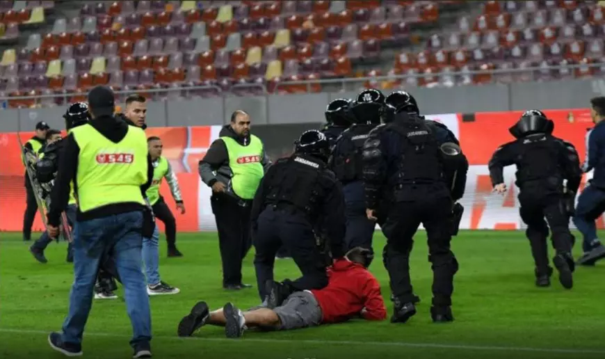 VIDEO | Bătaie între suporterii dinamoviști și cei ai FCSB după derby-ul de pe Arena Națională