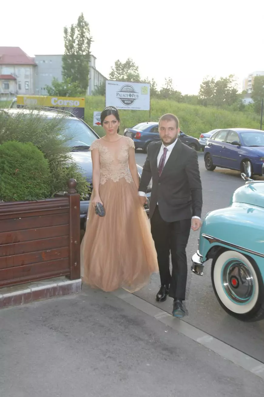 Lora vrea să scoată o melodie cu mesaj pentru  Doinița Oancea. Acum cinci ani, a fost acuzată că i-a luat iubitul!