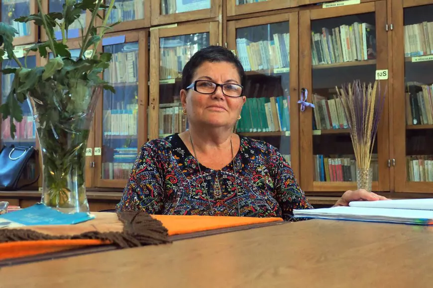 Școala din România unde elevi de 10 ani au colegi de bancă adulți de 35-40 de ani. ”Părinții vin să învețe carte ca să-și ajute copiii la teme”