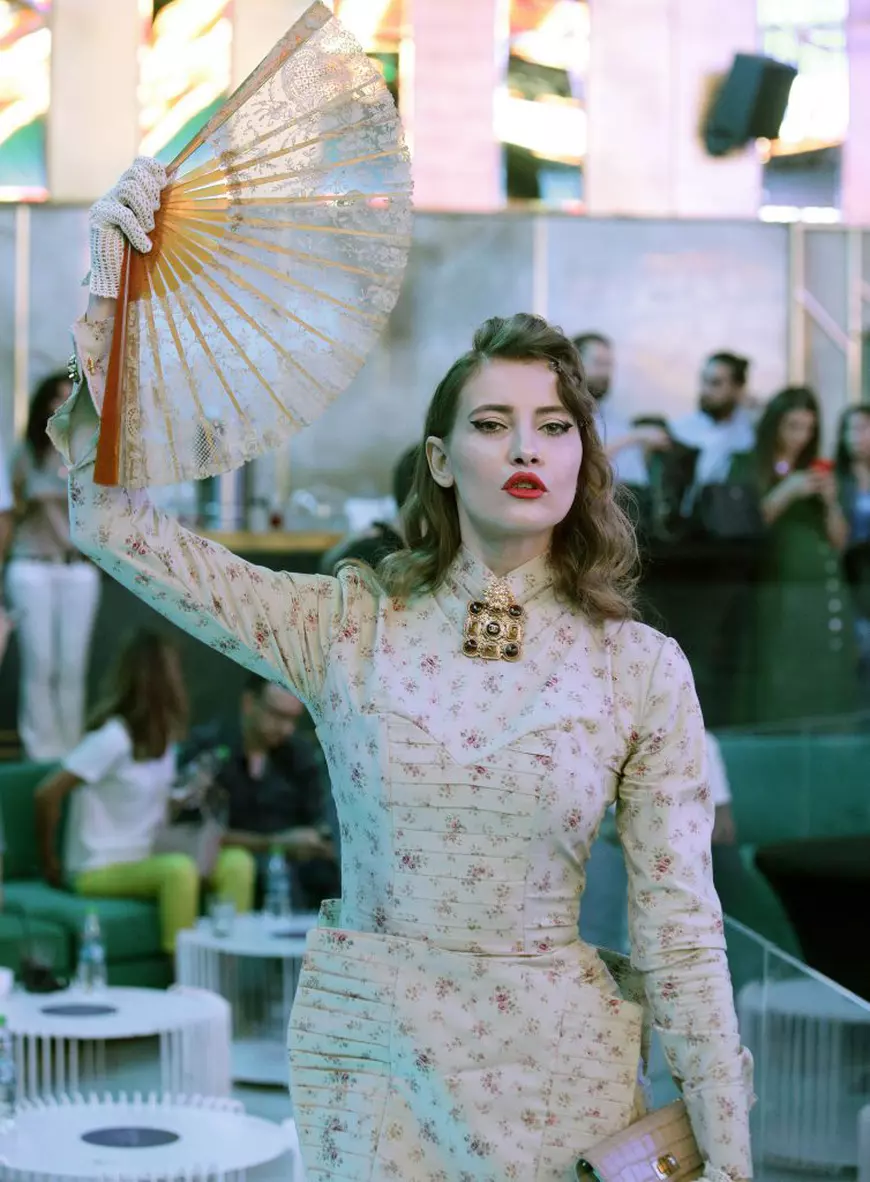 Iulia Albu nu vrea faimă în mediul virtual, ci proiecte plătite. „Nu înseamnă că fac lucruri doar pentru a câștiga bani”