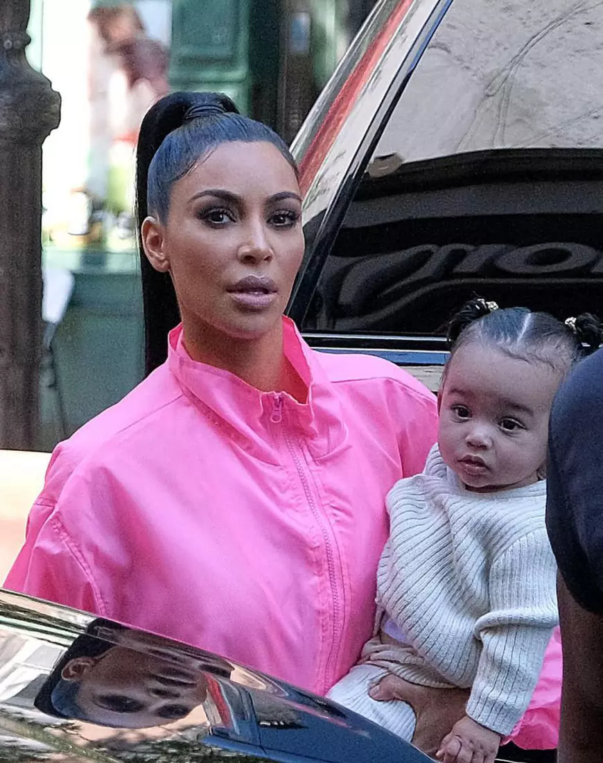 Lipsă de inspirație sau s-au vrut cu totul diferiți? Staruri care au ales orașe și țări ca nume de botez pentru copiii lor