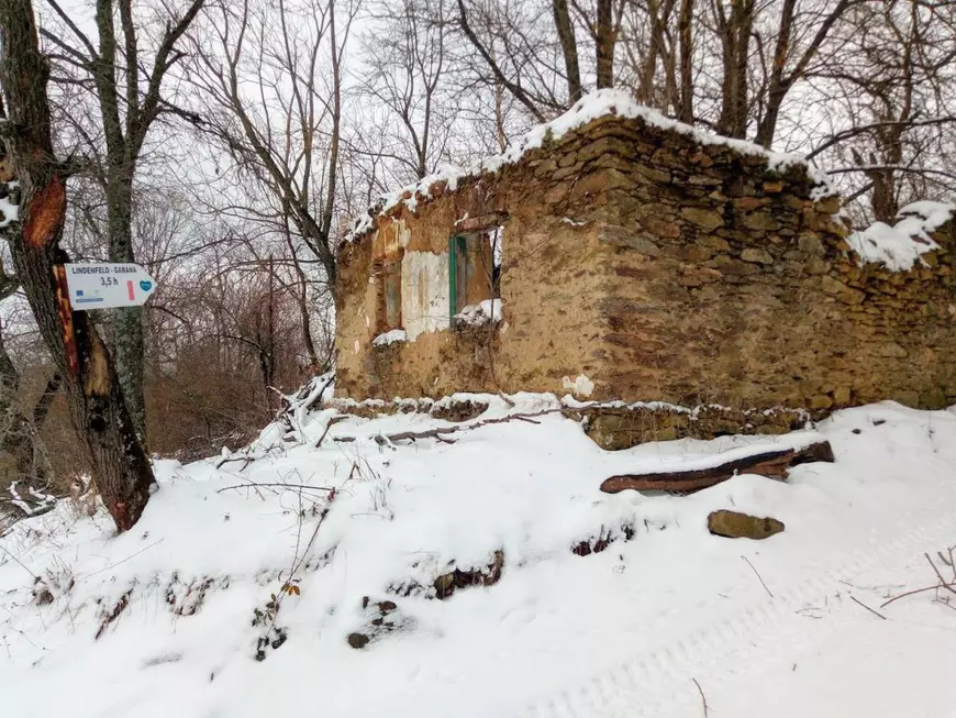 Localitățile dispărute ale României! Povești incredibile despre sate fără viață, dar care există pe hartă, au adrese și coduri poștale